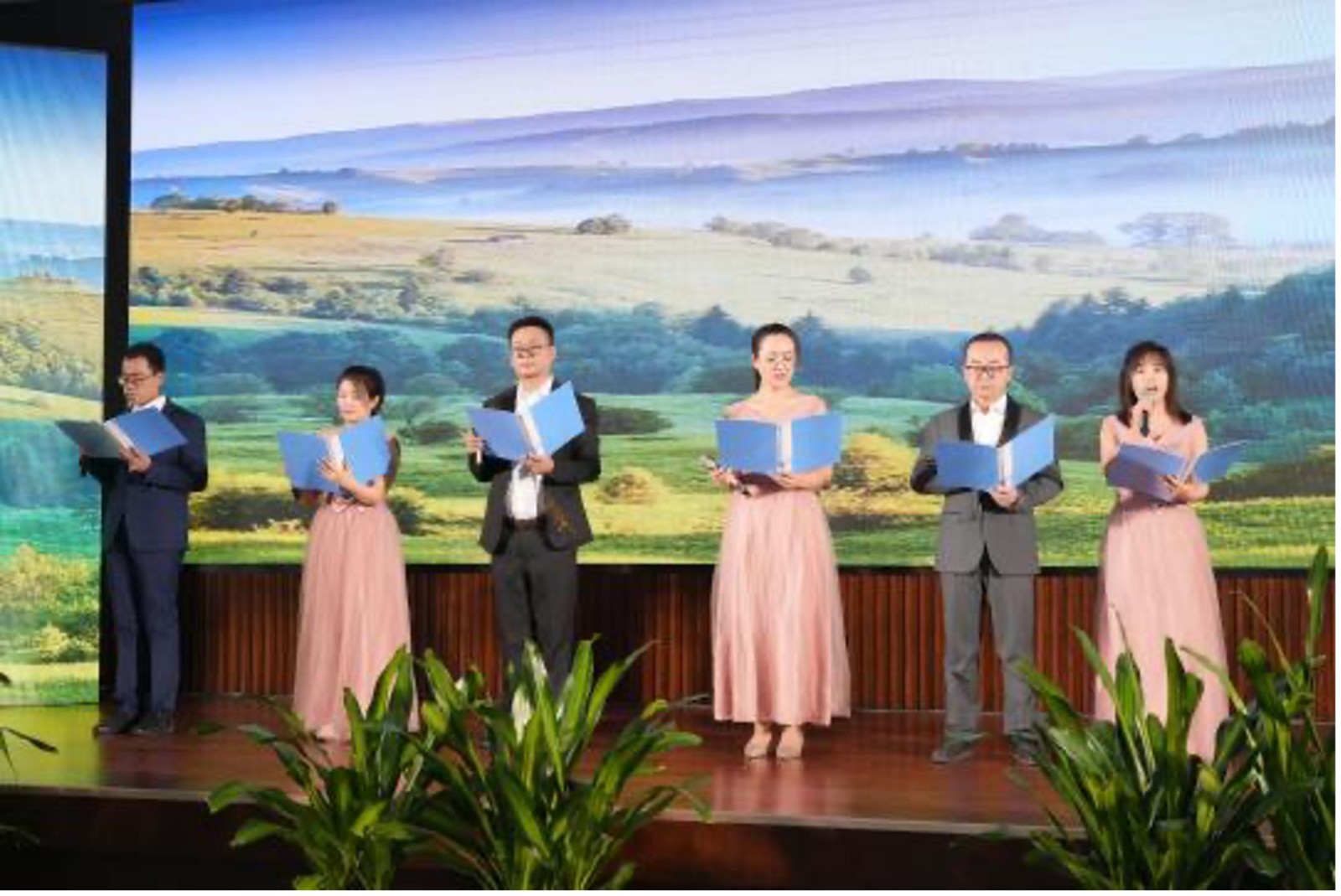 義鐵公司第七屆青年人才聯(lián)誼會圓滿舉辦 義鐵公司第七屆青年人才聯(lián)誼會圓滿舉辦